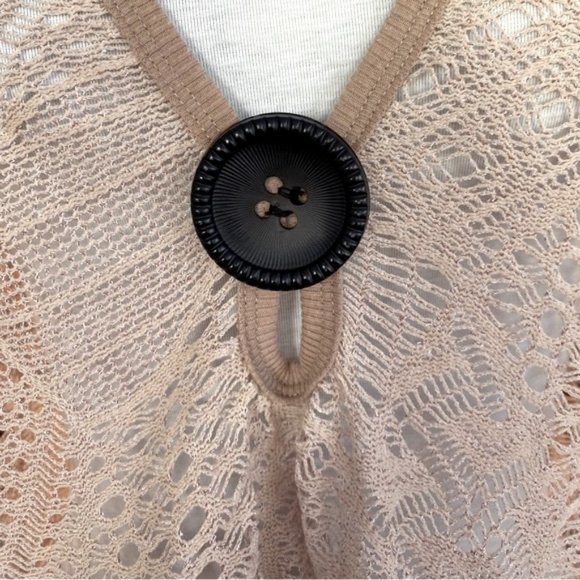 Lily by Firmiana bohemian beige crochet vest with front pockets. Women’s size S - Picture 5 of 11